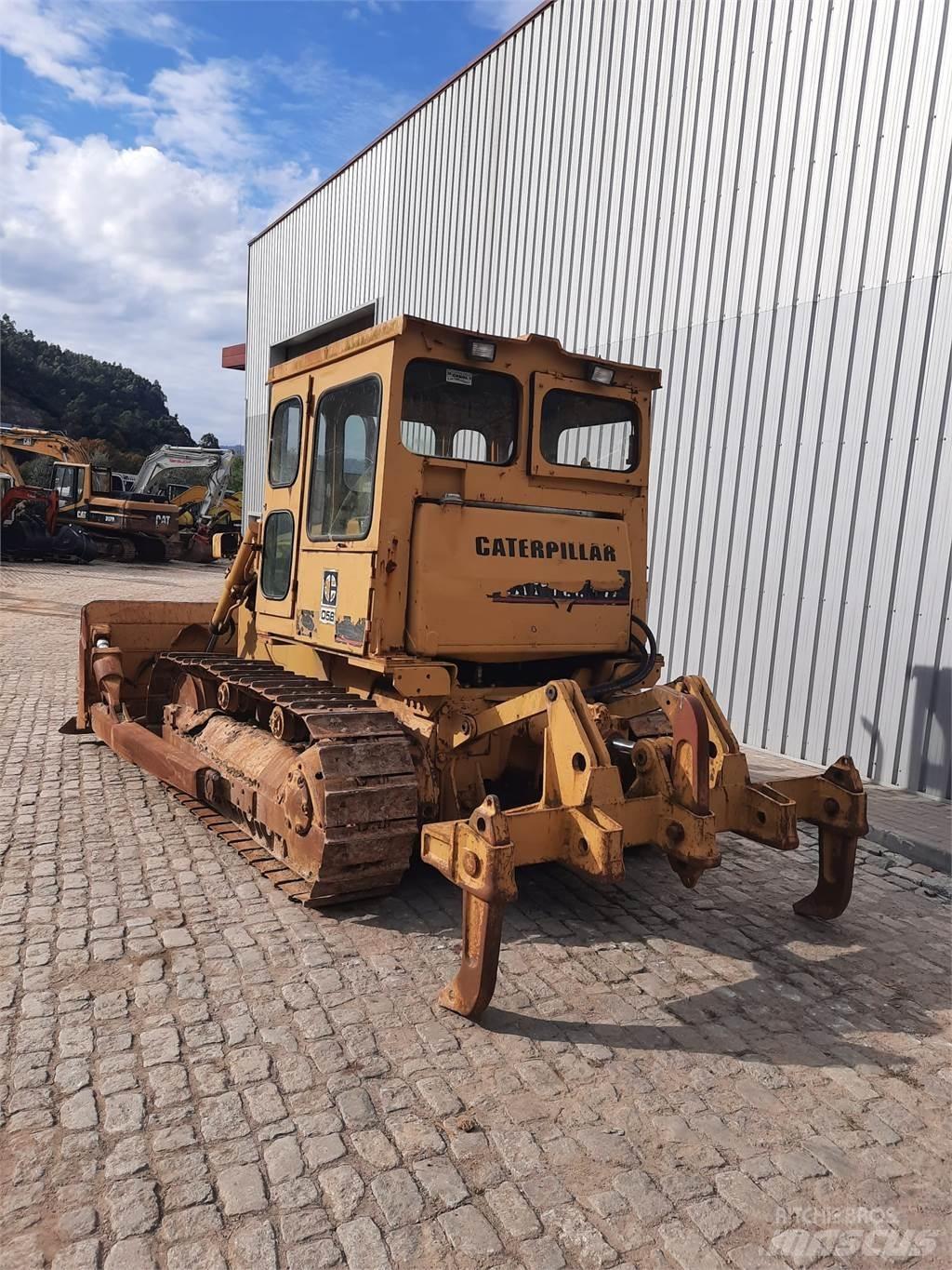 CAT D5B Трубоукладачі