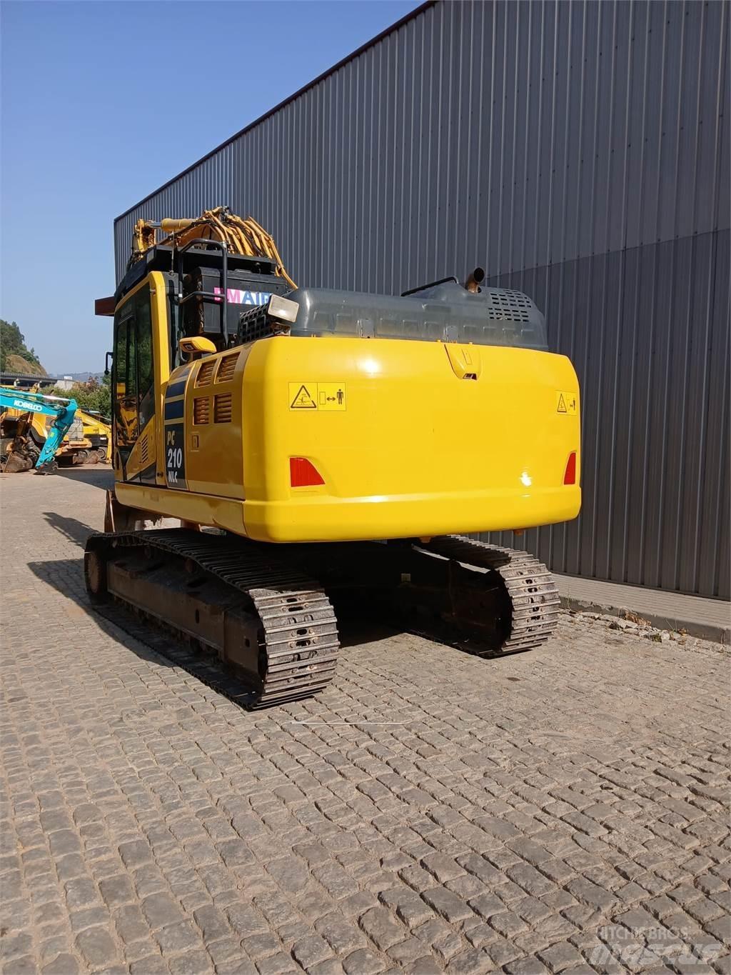 Komatsu PC210NLC-11 Гусеничні екскаватори