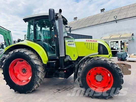 CLAAS ARION 620 C Трактори