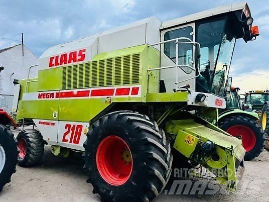 CLAAS MEGA 218 Зернозбиральні комбайни