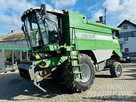 Fendt 5220E Зернозбиральні комбайни