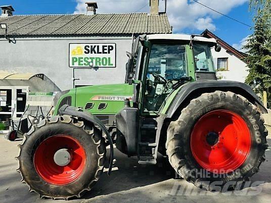 Fendt vario 718 Трактори