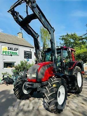 Valtra N101 Трактори