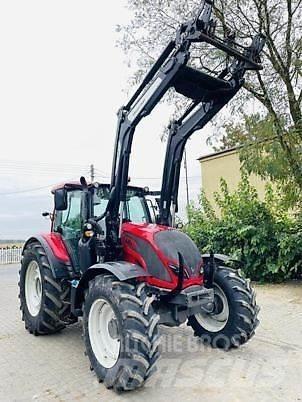 Valtra N104 Трактори