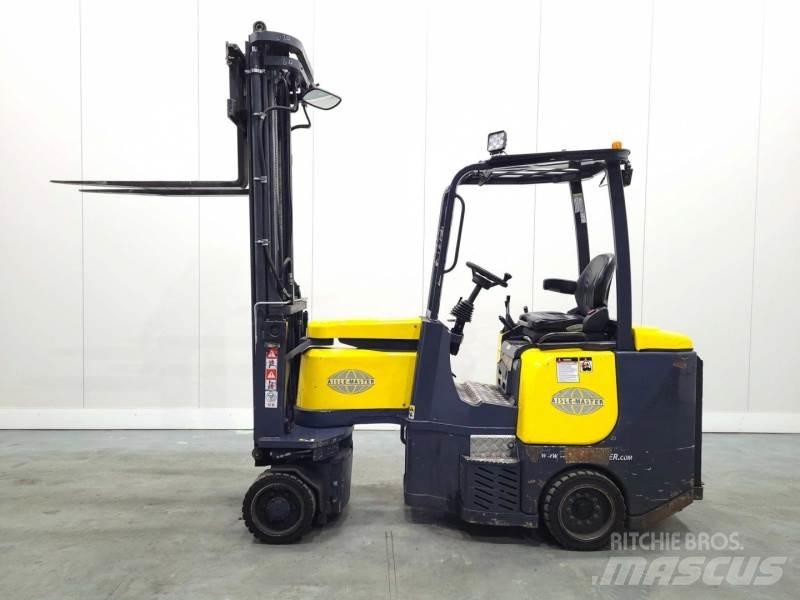 Aisle-Master 15SE Вантажник для вузьких проходів