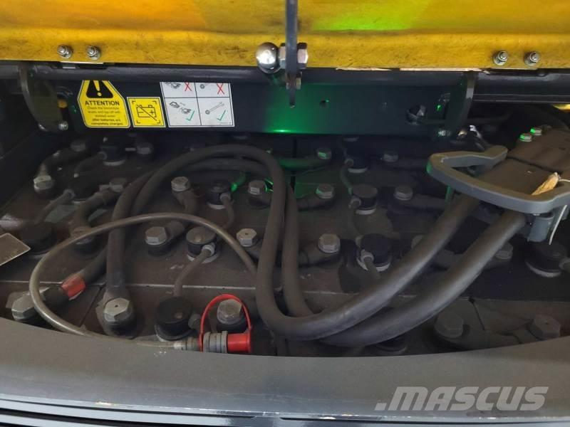 Aisle-Master 20SHE RENTAL Вантажник для вузьких проходів