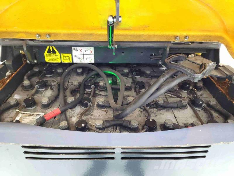 Aisle-Master 20WHE Вантажник для вузьких проходів