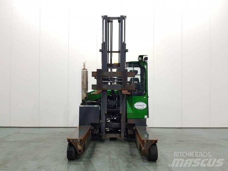 Combilift C3000 Чотириходові річ-траки