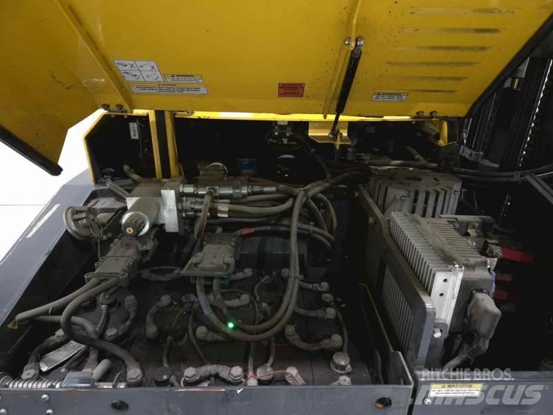 Combilift CBE3000 Чотириходові річ-траки