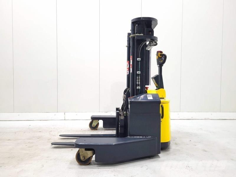 Combilift WR4 Річстакери