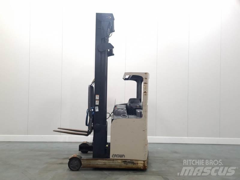Crown ESR4500 Річ-трак із високим підйомом