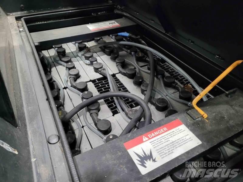 Crown TSP6000-1.25 Вантажник для вузьких проходів