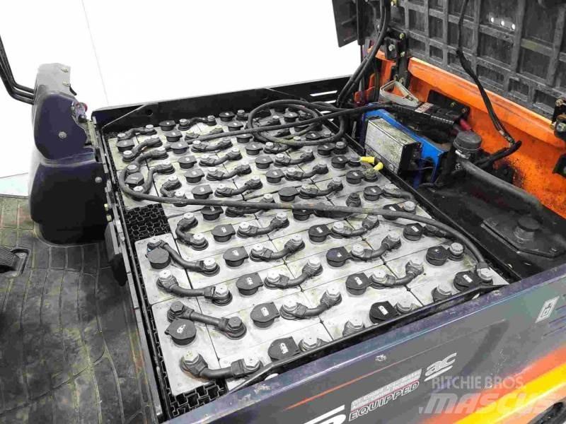 Doosan B25X-5 Електронавантажувачі
