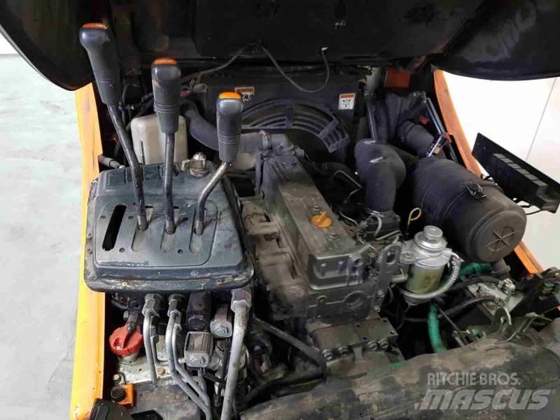 Doosan D25S-5 Дизельні навантажувачі