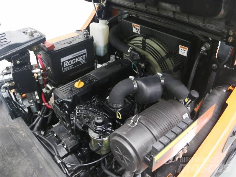 Doosan D30S-5 Дизельні навантажувачі
