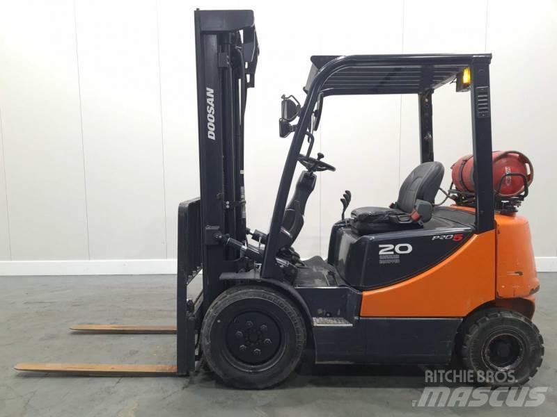 Doosan G20 Газові навантажувачі