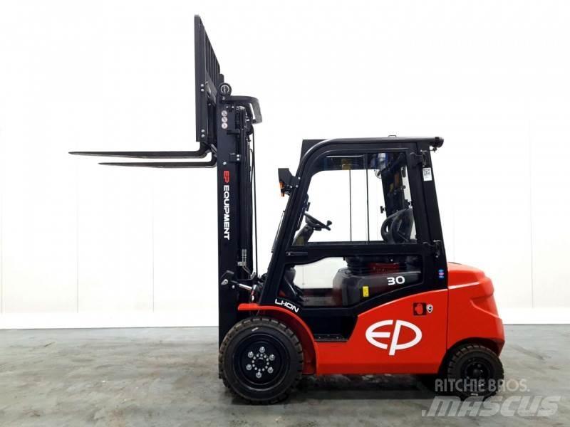 EP EFL303B 205 HC Електронавантажувачі