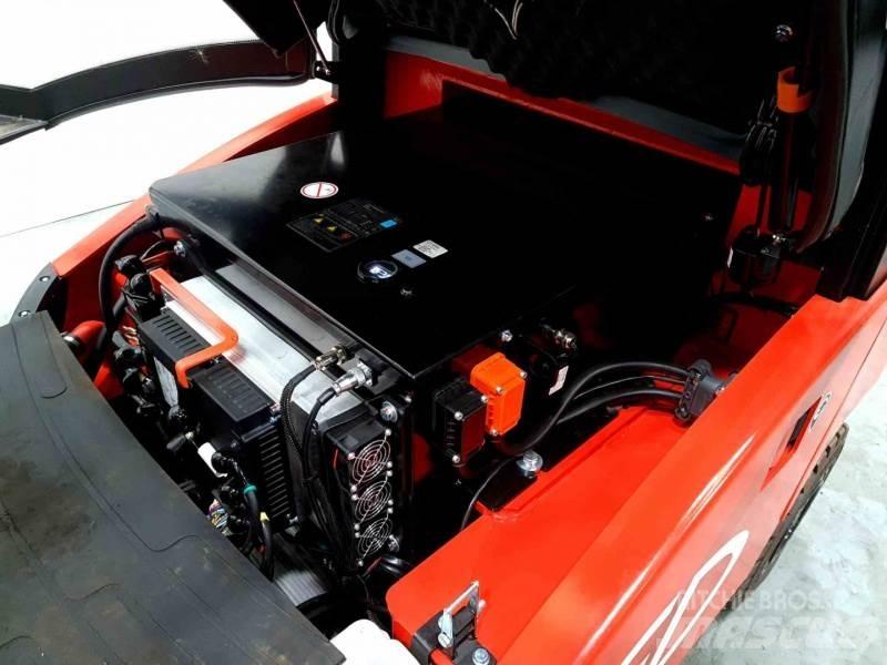 EP EFL303B 205 HC Електронавантажувачі