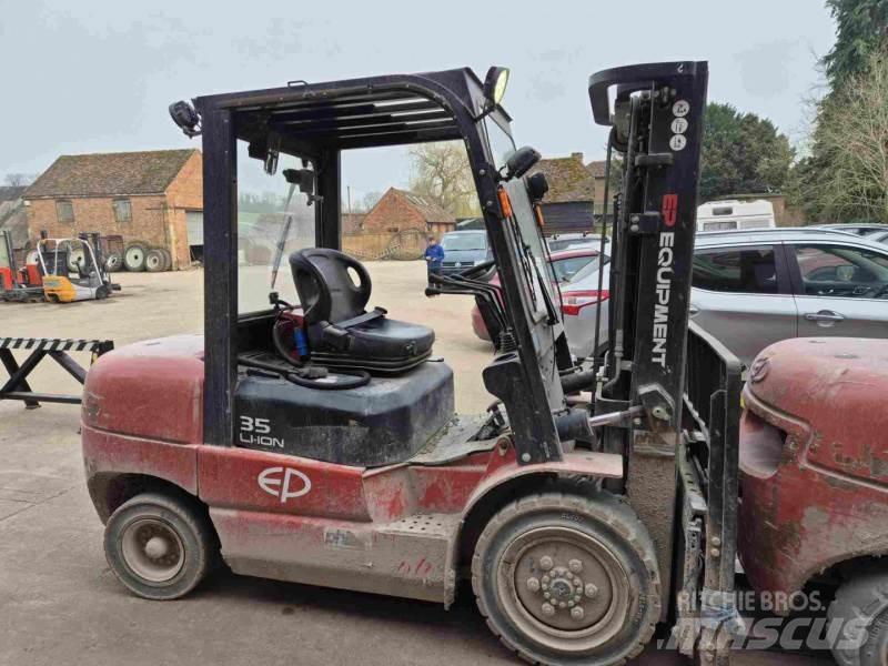 EP EFL352 410 HC Електронавантажувачі