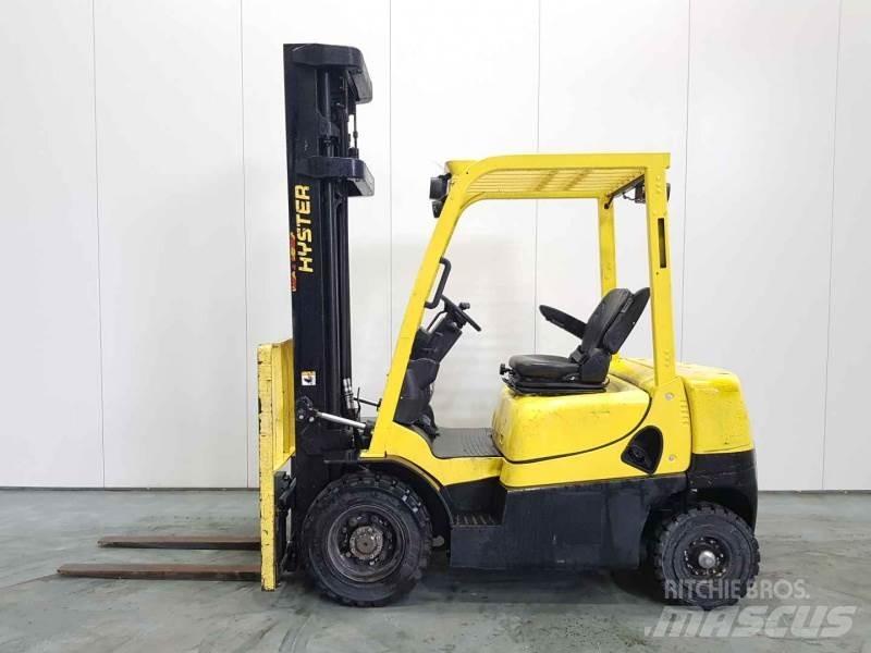 Hyster H2.0XT Дизельні навантажувачі
