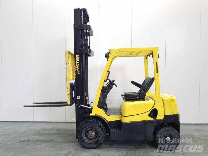 Hyster H2.0XT Дизельні навантажувачі