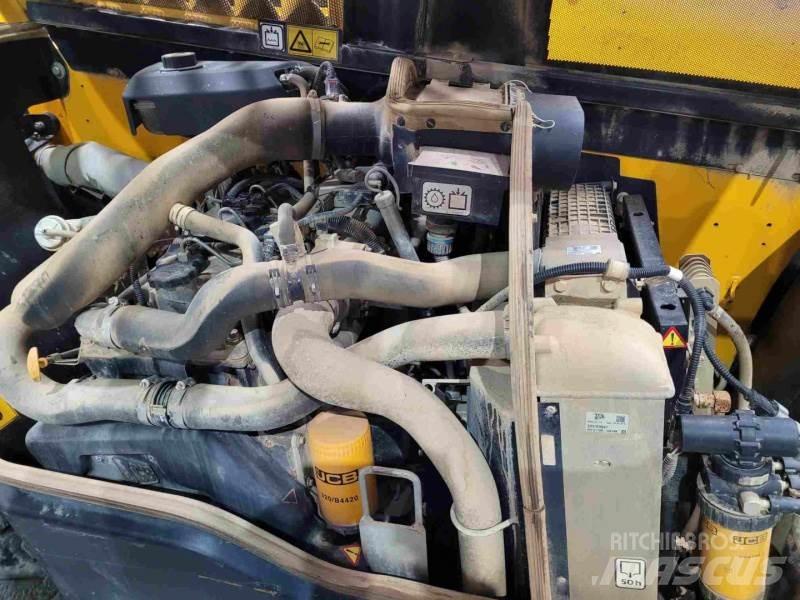 JCB 540-140 HIVIZ Телескопічні навантажувачі