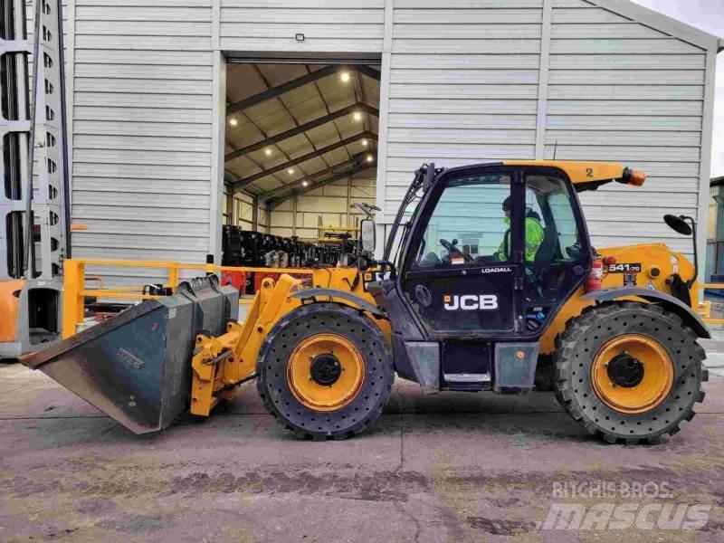 JCB 541-70WM Телескопічні навантажувачі