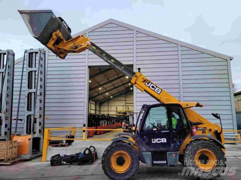 JCB 541-70WM Телескопічні навантажувачі