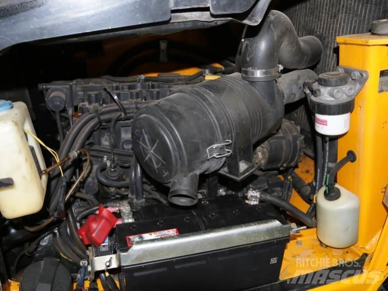 JCB TLT35D 4X4 Телескопічні навантажувачі