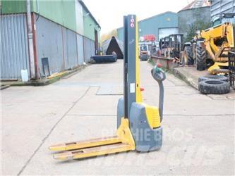Jungheinrich EMC110 Ручні штабелери