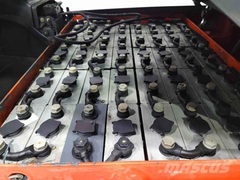 Linde E30-01 Електронавантажувачі