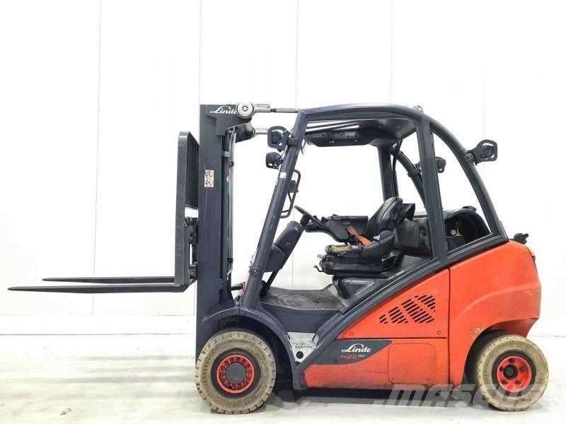 Linde H25T-02 Газові навантажувачі