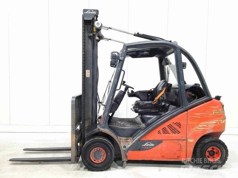 Linde H25T-02 Газові навантажувачі