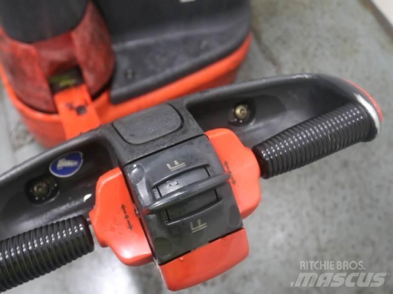 Linde L10 379 Ручні штабелери