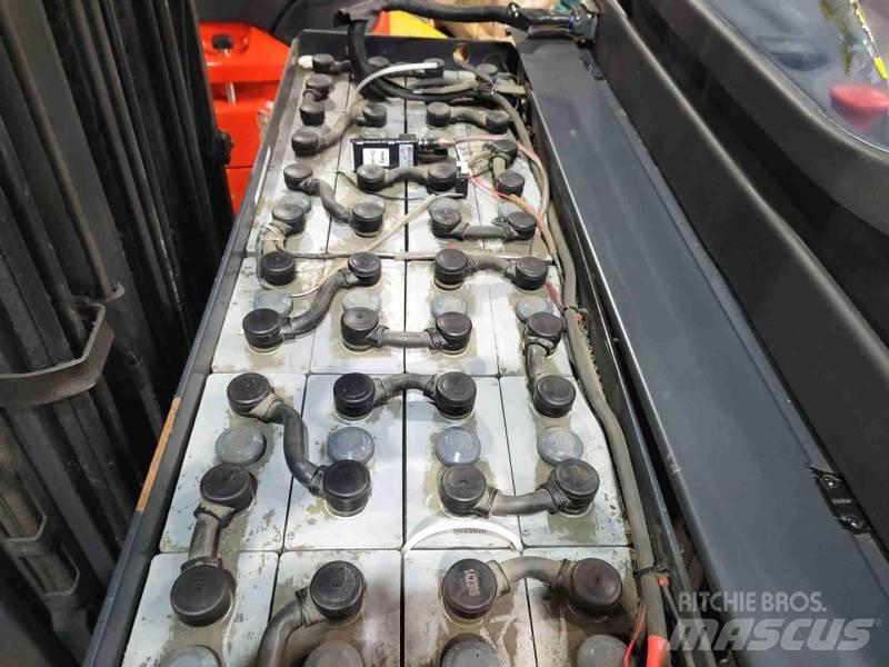 Linde R14-01 Річ-трак із високим підйомом