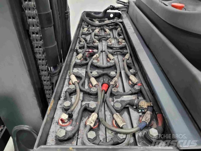 Linde R20-01 Річ-трак із високим підйомом