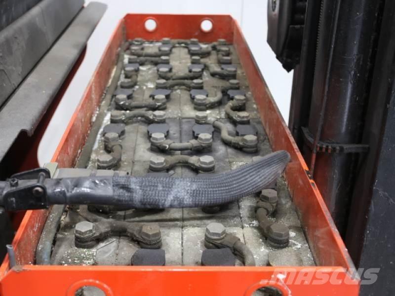 Linde R20-01 1120 RENTAL Річ-трак із високим підйомом