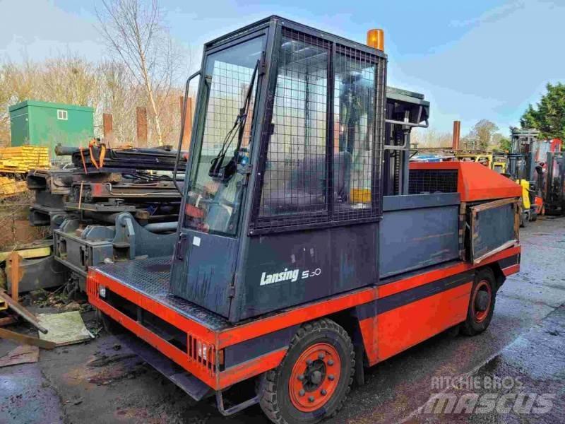 Linde S30 Бокові навантажувачі