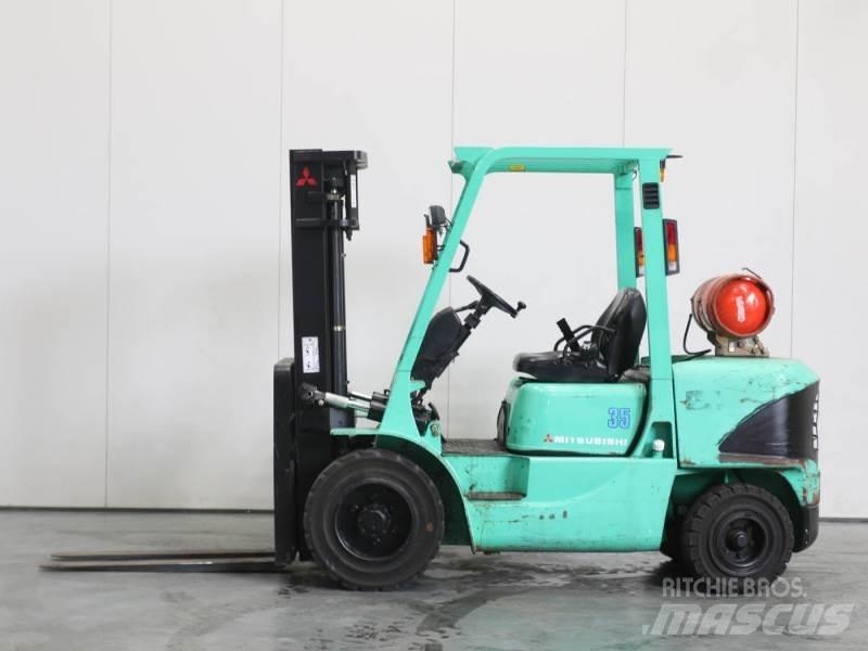 Mitsubishi FG35K Газові навантажувачі