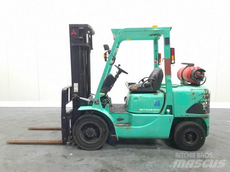 Mitsubishi FG35K Газові навантажувачі