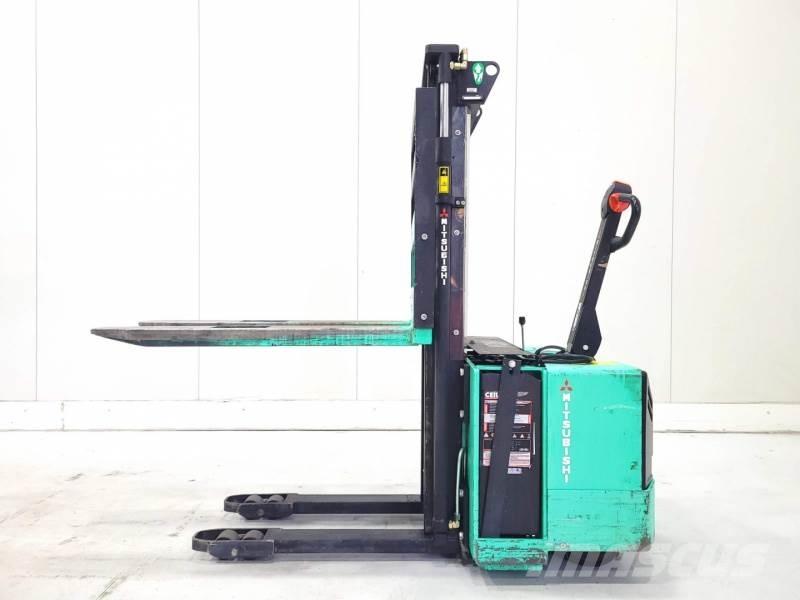 Mitsubishi SB12P Ручні штабелери