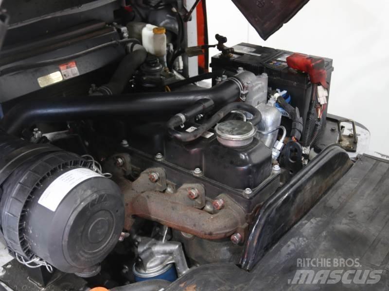 Nissan YG1D2A32H Дизельні навантажувачі