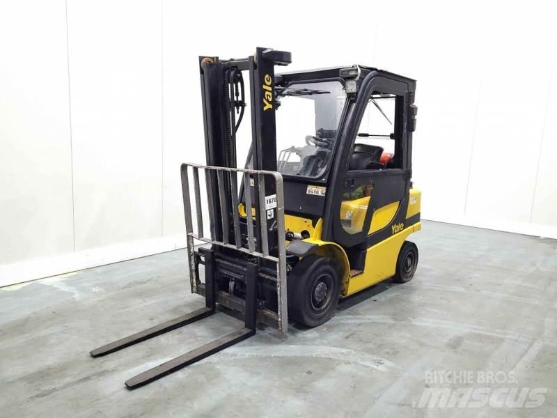 Yale GLP25VX Газові навантажувачі