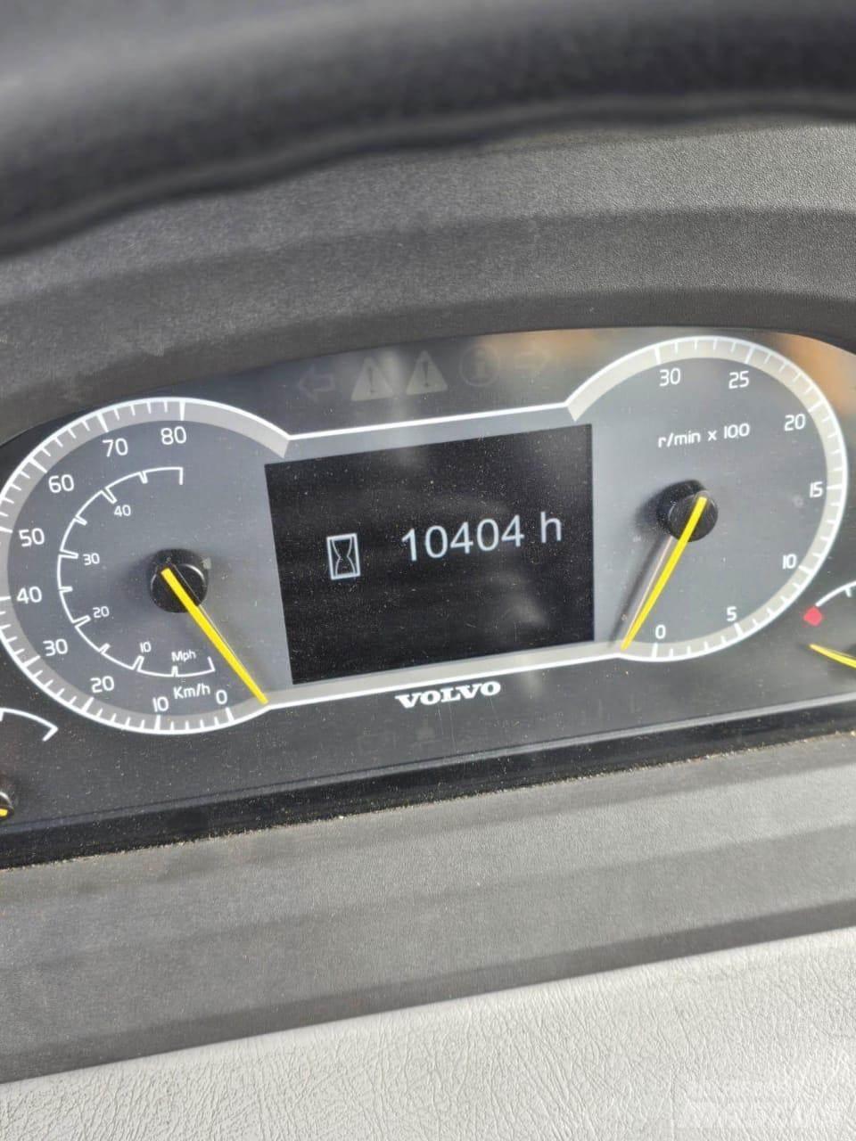 Volvo A30G Зчленовані самоскиди