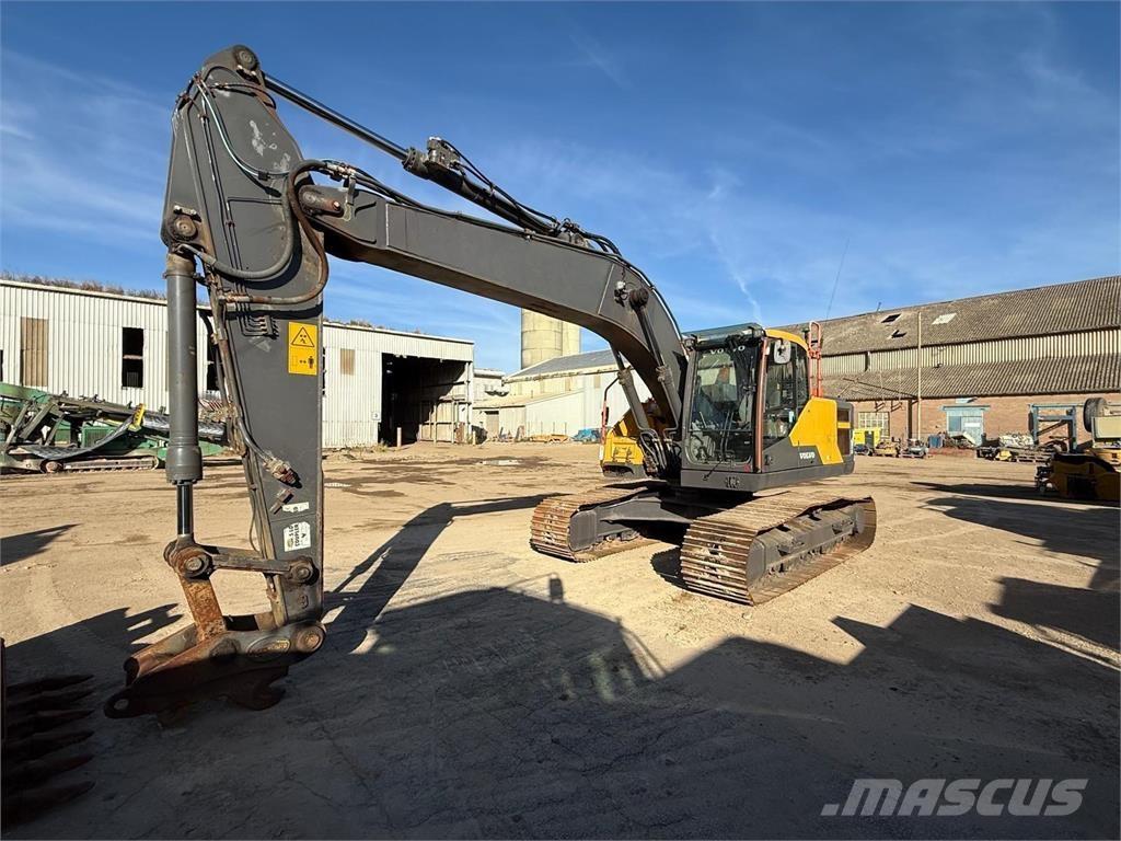 Volvo EC220EL Гусеничні екскаватори