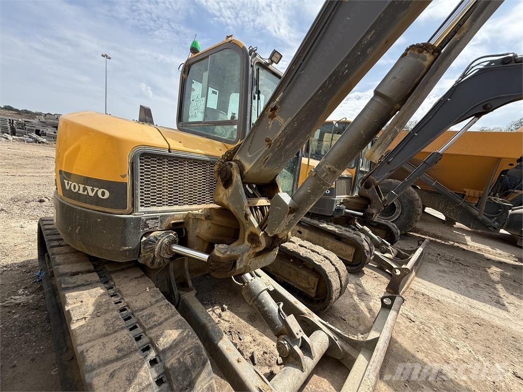 Volvo ECR88D Гусеничні екскаватори