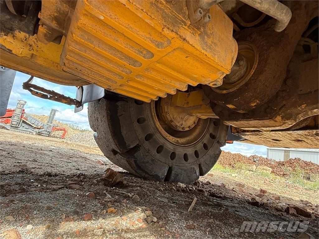 Volvo L120H Фронтальні навантажувачі