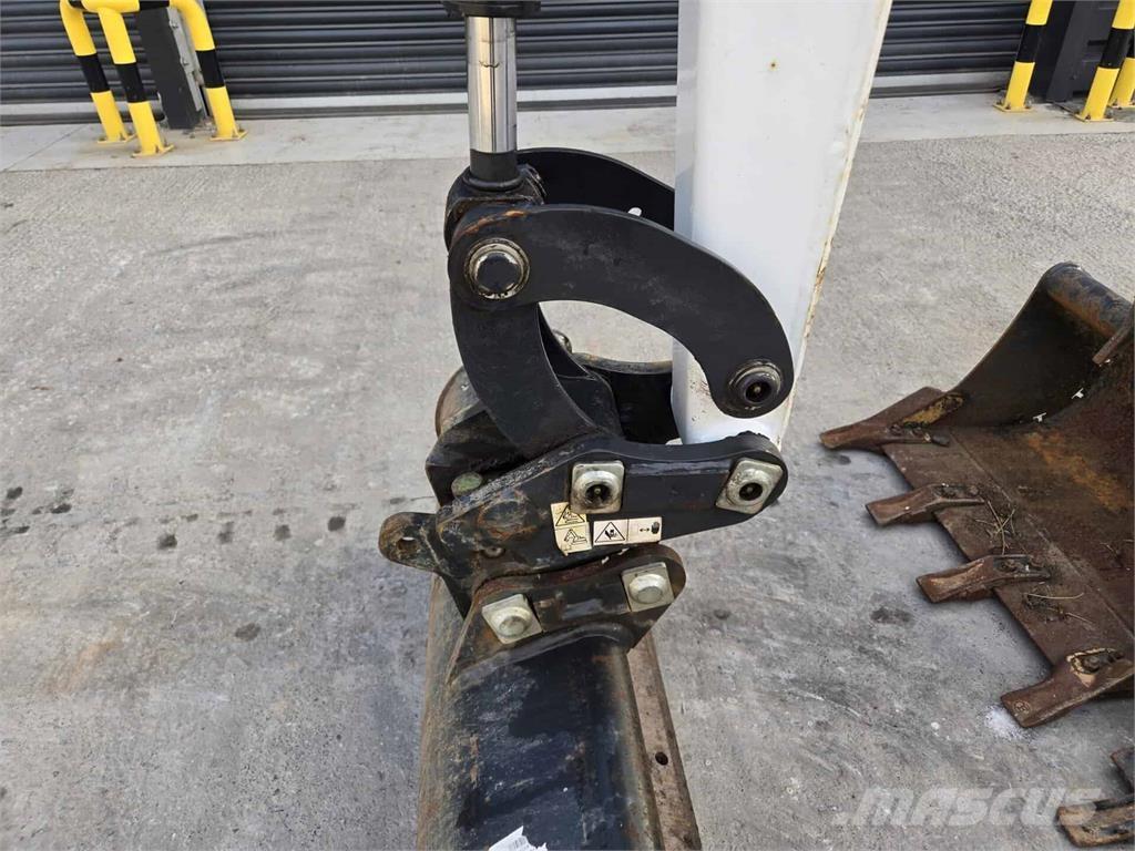 Bobcat E17 Міні-екскаватори < 7т