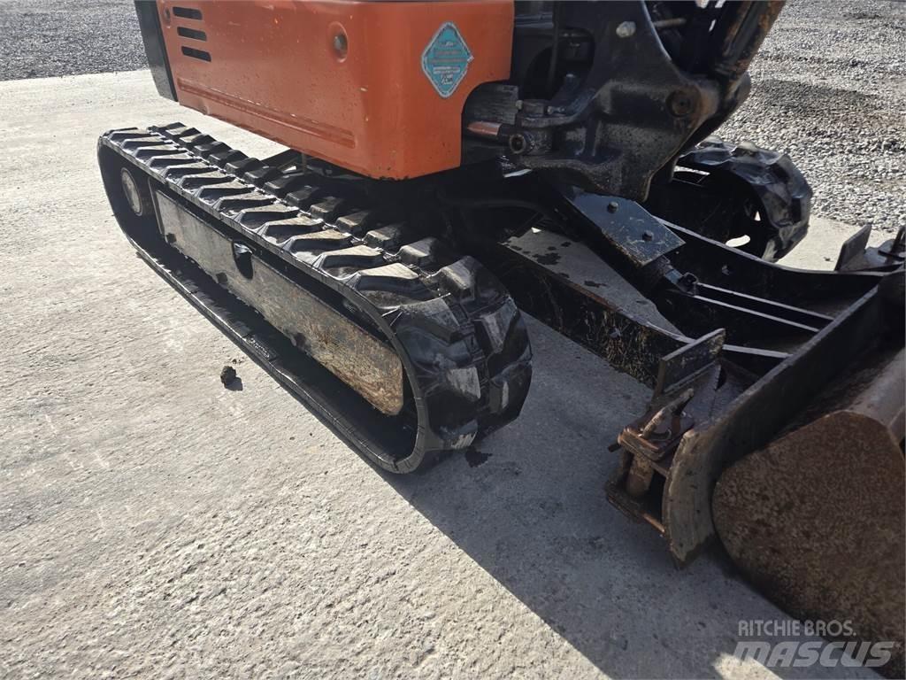 Hitachi ZX19 Міні-екскаватори < 7т