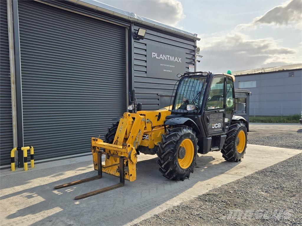JCB 531-70 Телескопічні навантажувачі